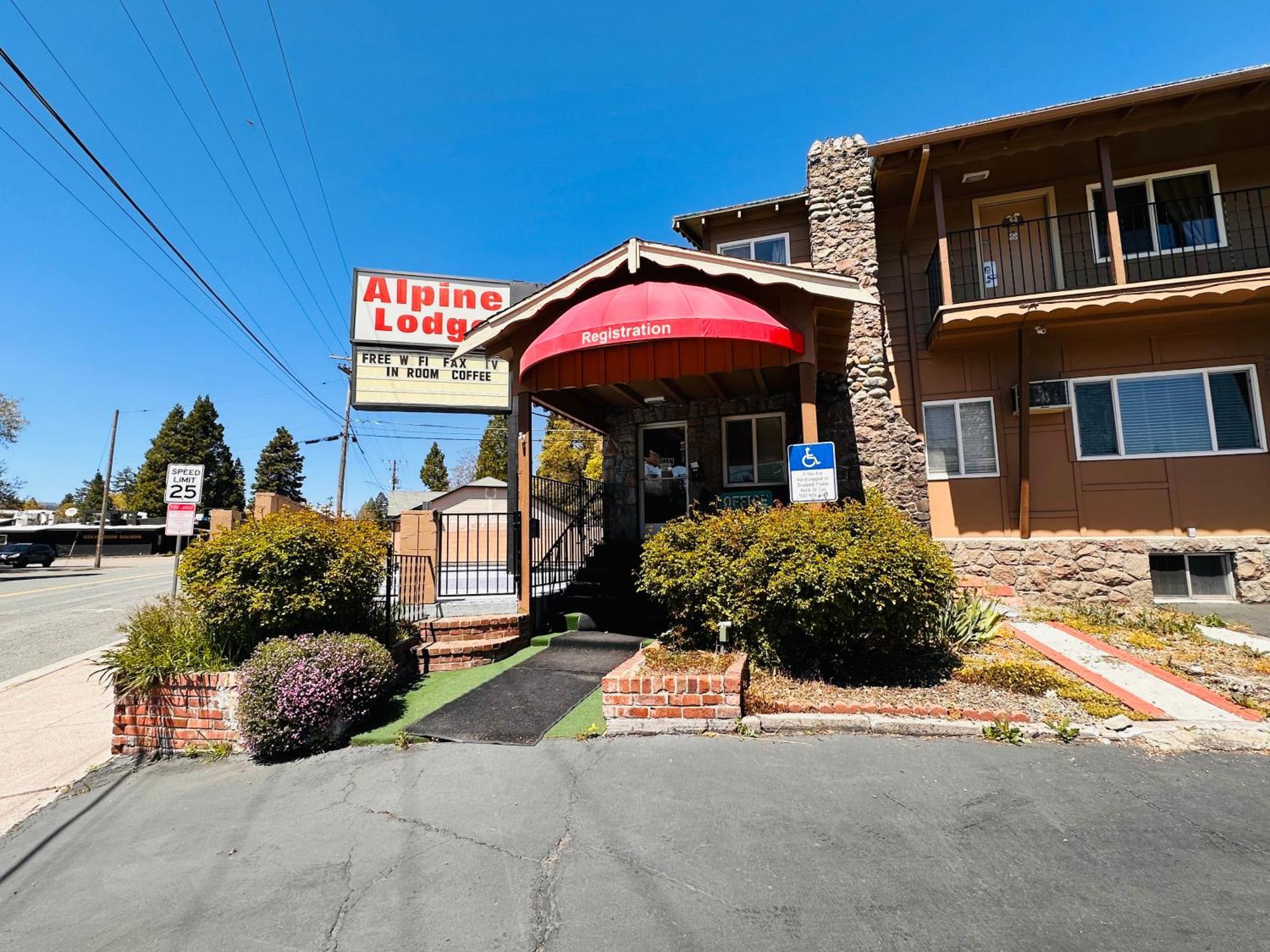 The Cottage Inn At Mount Shasta Dış mekan fotoğraf